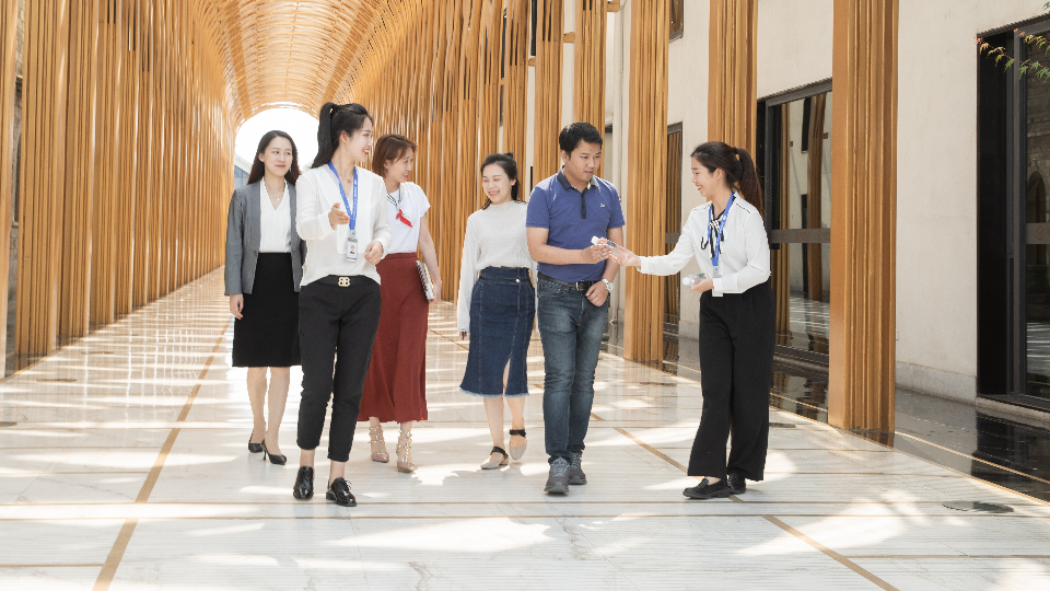 三亞鼎晨房地産咨詢有限公司